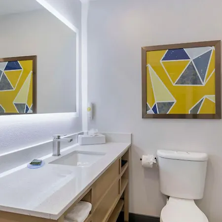 Comfort Inn & Suites Irvine Spectrum Lake Forest Esterno foto