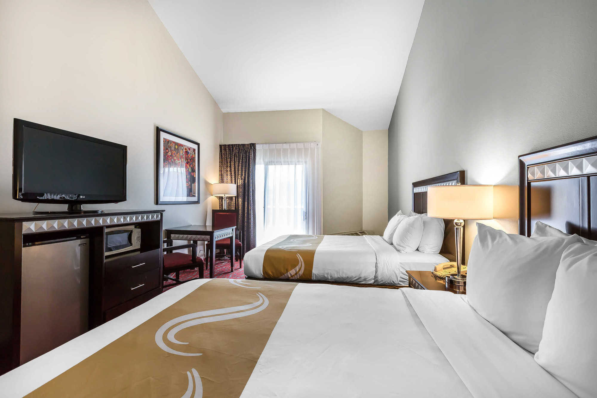 Comfort & Irvine Spectrum Hotel