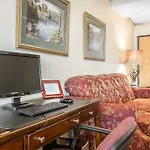 Comfort Inn & Suites Irvine Spectrum 